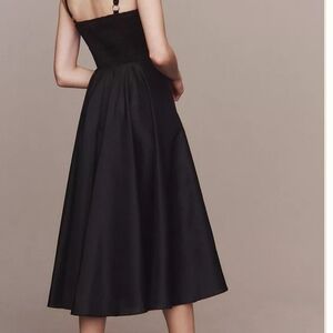 Sweetheart Neckline Midi Dress